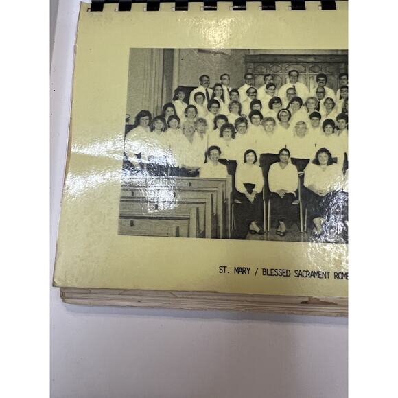 Vintage St. Mary’s Blessed Sacrament Cook Book – Choir Benefit 1988–89 - Picture 4 of 8